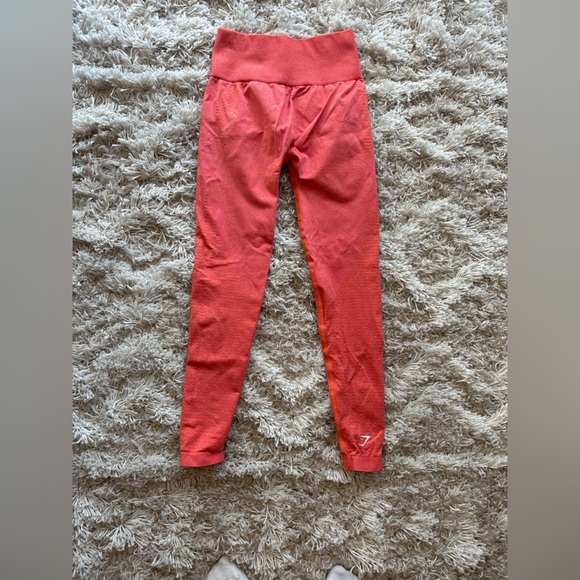 Salmon/Coral Gymshark Leggings - Picture 1 of 2